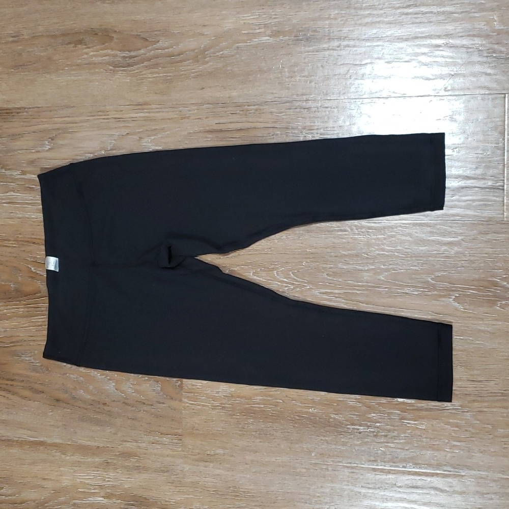 (12) Ivivva Athletica by Lululemon Athletica Youth Girl's ¾ Length Crop Tights